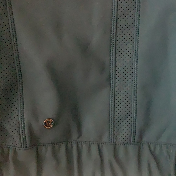 Lululemon Jacket - Picture 3 of 3
